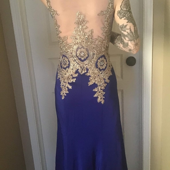 Prom royal blue dress - Picture 2 of 3